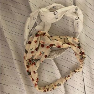 Set of two headbands! White and beige